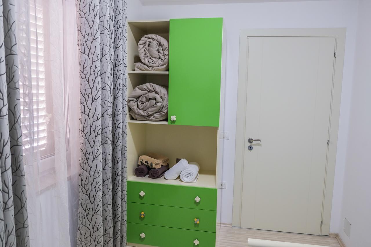 Ariadnes Apartments ティラナ エクステリア 写真