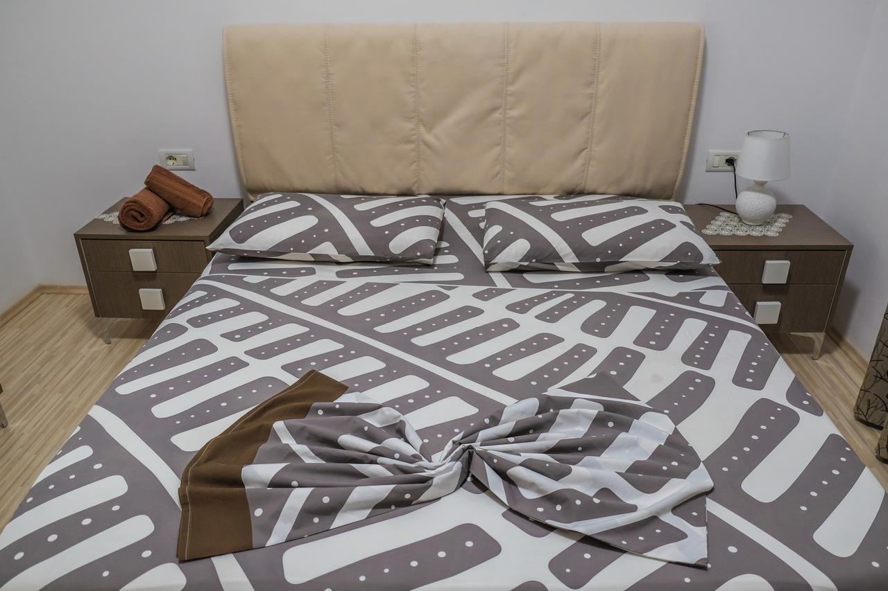 Ariadnes Apartments ティラナ エクステリア 写真