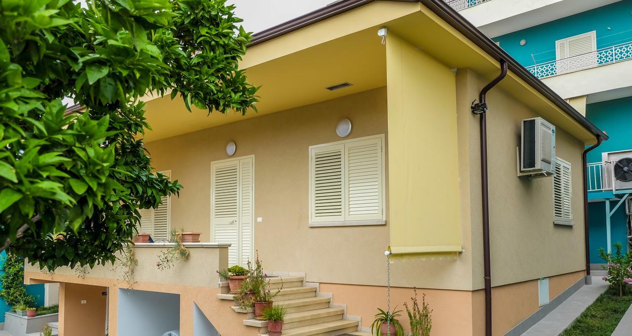 Ariadnes Apartments ティラナ エクステリア 写真