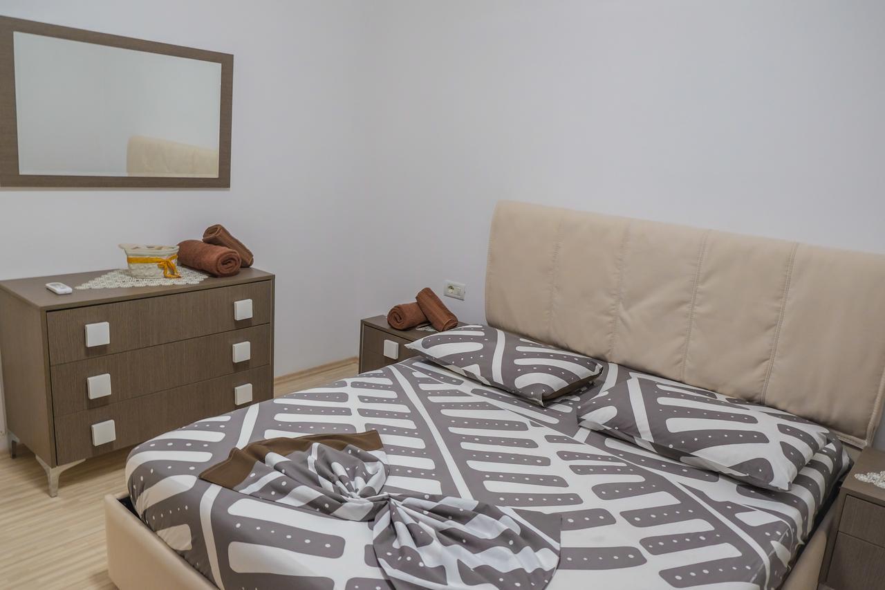 Ariadnes Apartments ティラナ エクステリア 写真