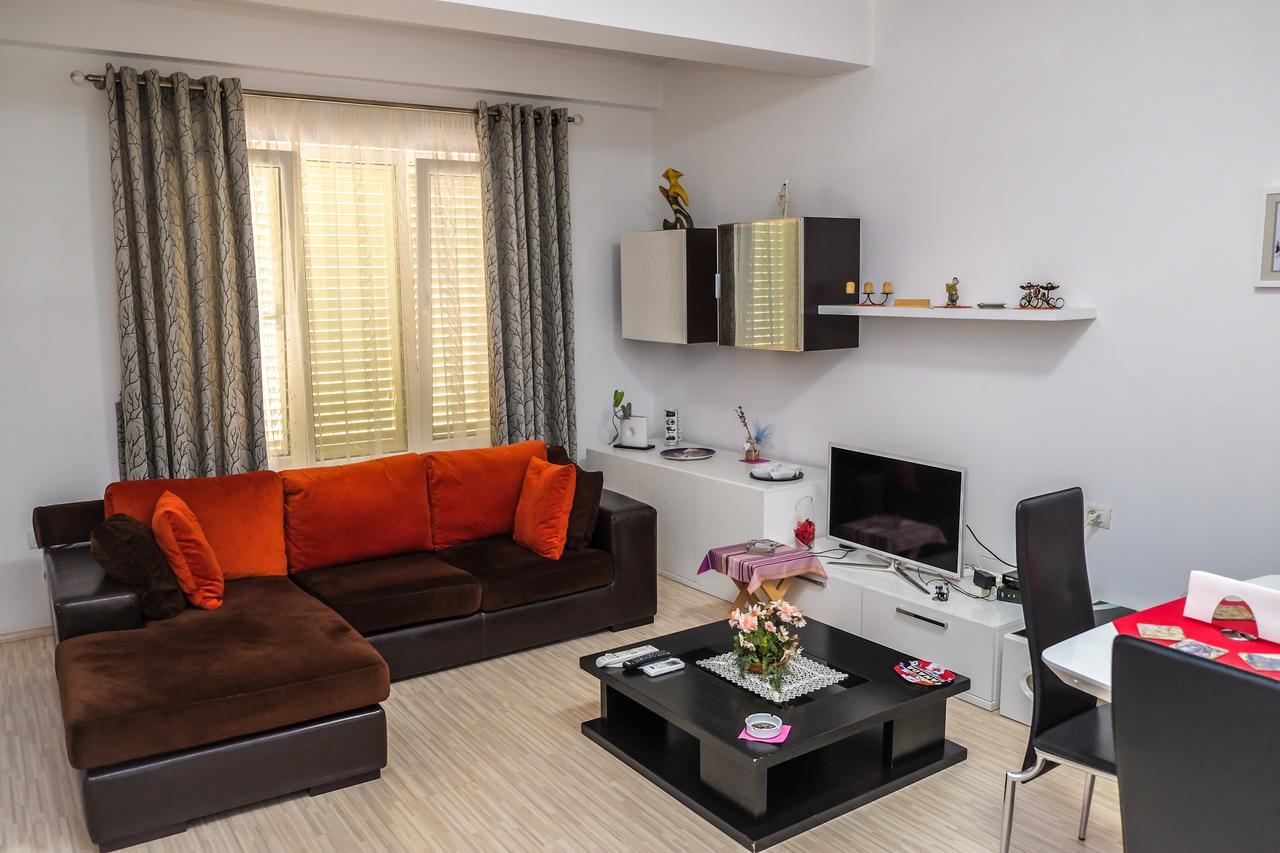 Ariadnes Apartments ティラナ エクステリア 写真