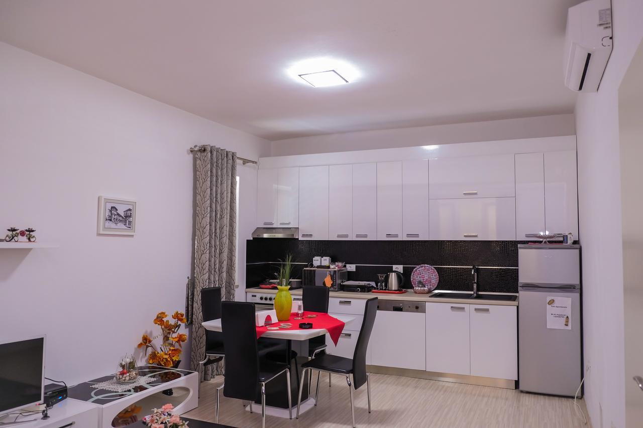 Ariadnes Apartments ティラナ エクステリア 写真